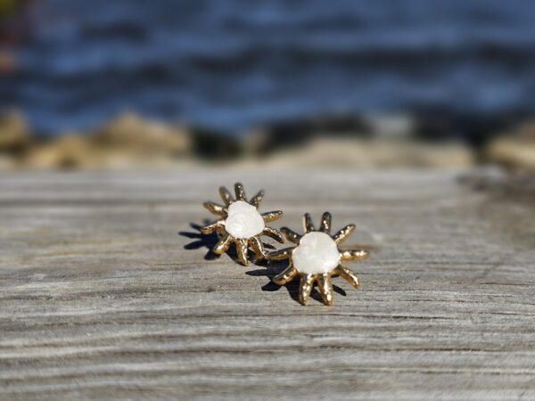 Sun Studs