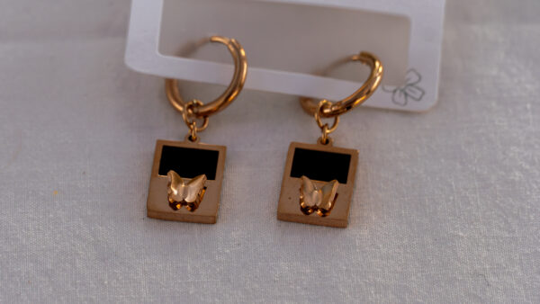 Golden Flutter - Image 2